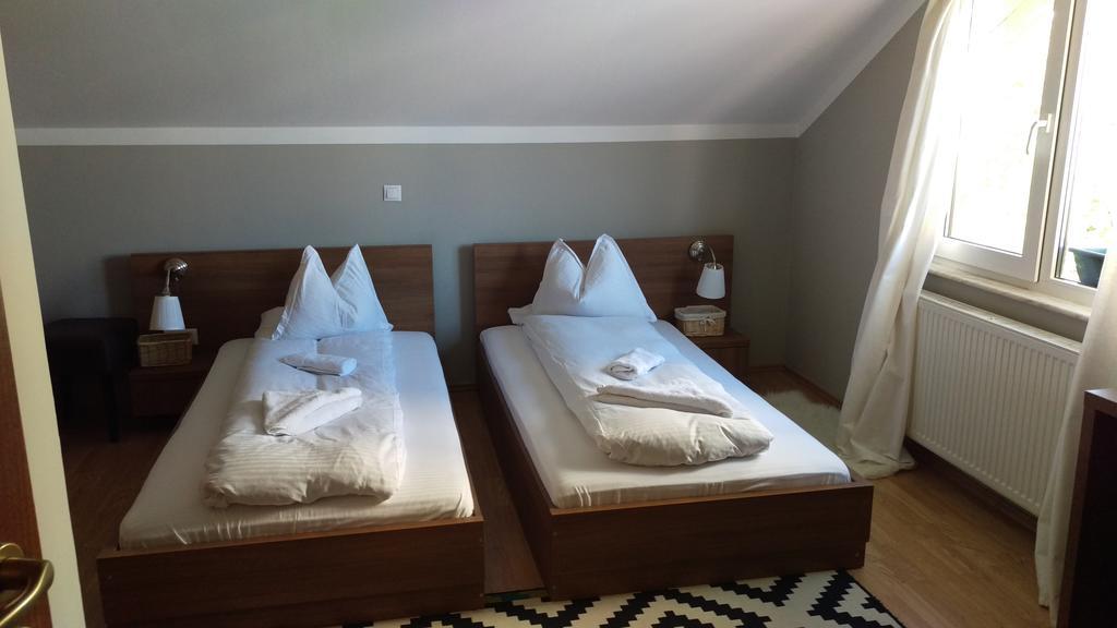 Pensiune Restaurant La Cassa Viseu de Sus Luaran gambar