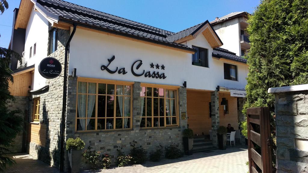 Pensiune Restaurant La Cassa Viseu de Sus Luaran gambar